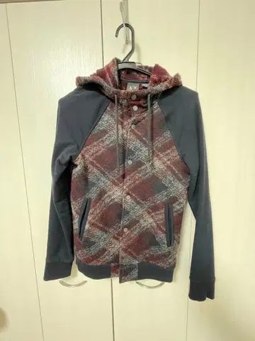 아르마니 익스체인지 체크 무늬 후드 부착 후드티 사이즈 XS 덤 포함