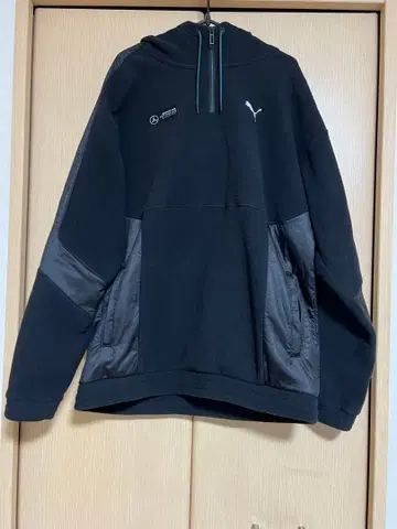 벤츠 Puma 후드 부착 후드티 블랙