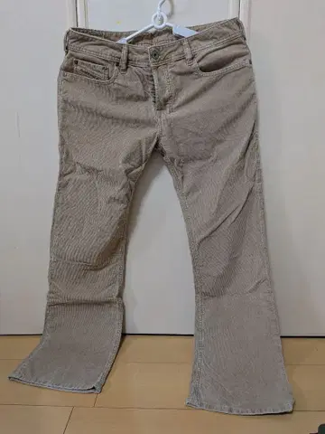 베이지 코듀로이 플레어 팬츠 사이즈 31