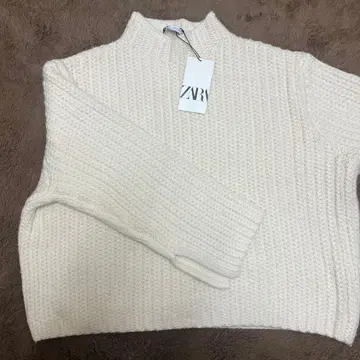 ZARA 니트