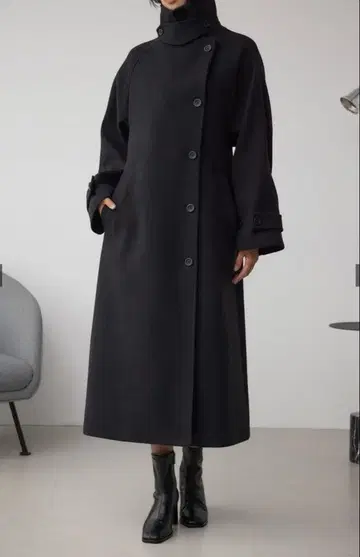 AZUL 더블 브레스트 롱 코트 블랙