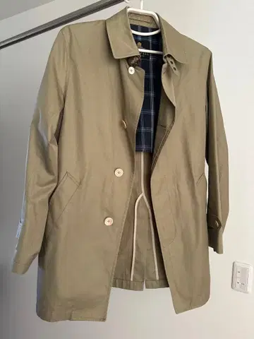 Grenfell 베이지 트렌치코트 자켓