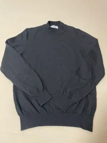 그랑사쏘 울 모크넥 니트 50