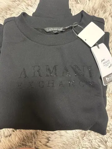 ARMANI EXCHANGE 블랙 맨투맨