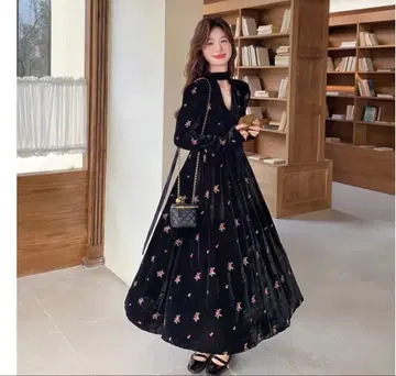 플라워 마크 프린트 롱 원피스