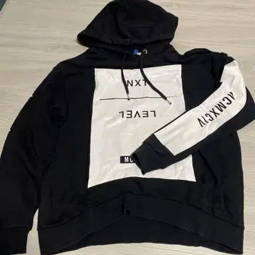 H&M(에이치앤엠) 프린트 후드티 블랙/화이트 XL