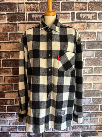 플란넬 블랙 화이트 체크 플란넬 셔츠