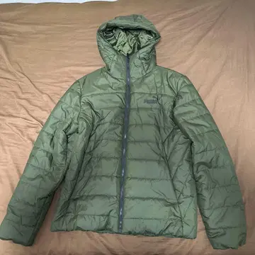 PUMA 후드 부착 다운 자켓 L 올리브 그린