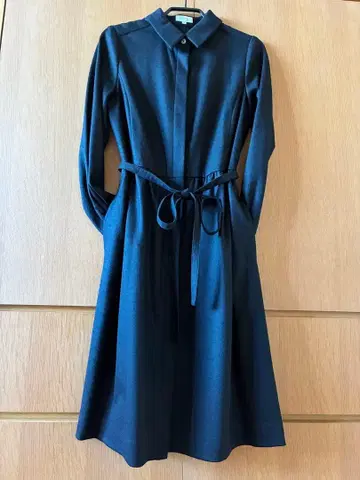 [새상품급] 매킨토시 철학 울 원피스 일본제 블랙