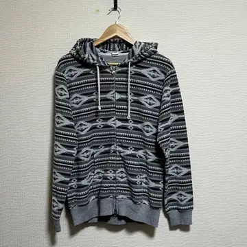 [ 구제 의류 ] 기하학 패턴 후드티 더블 지퍼 파일 원단 레이어드