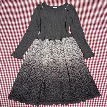 새상품급 axesfemm 액시즈 그레이 그라데이션 프릴 니트 원피스