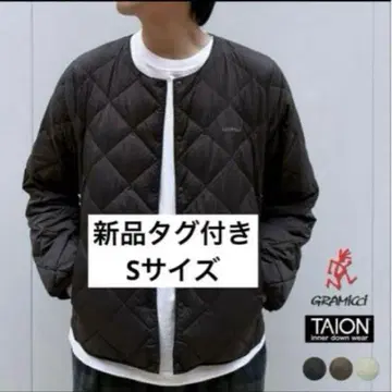 택 포함 새상품 그라미치 타이온 콜라보 이너다운 블랙 컬러 S 사이즈