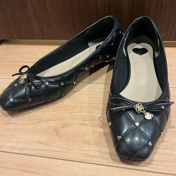 RANDA Heart Collection 퀼팅 하트 펌프스