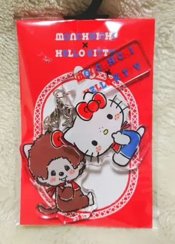 몽치치 헬로키티 콜라보 아크릴 키링 산리오 아베일