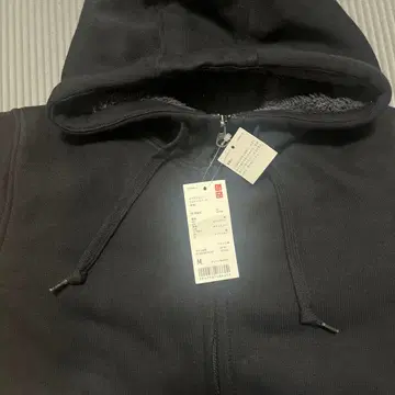 새상품 유니클로 보아 맨투맨 풀 집업 후드티 M 블랙 블랙 보송보송