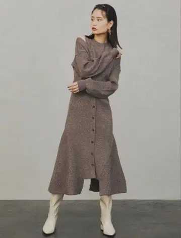 LILY BROWN 버튼 플레어 드레스 브라운 계열