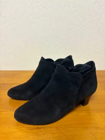 풀 사이드 부티 숏부츠