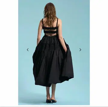 더 토 자이로 개더 원피스 블랙 M