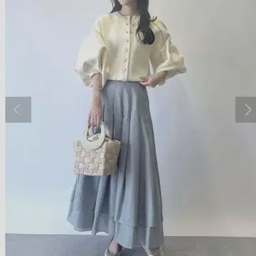 새상품 La boutique BonBon 시어 턱 스커트 그레이 36