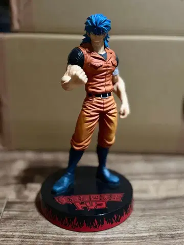 트리코 피규어 상자 없음