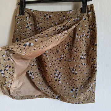 트웬티 8 트웰브 하트 무늬 레오파드 무늬 미니 스커트 실크 100