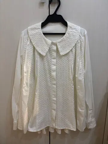 로지몬스터 블라우스