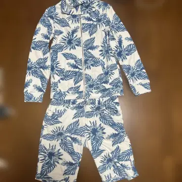 Xfrm 플라워 프린트 상하의 세트