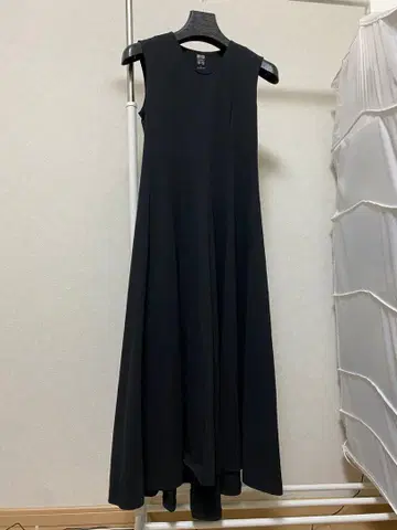 Theory x UNIQLO 울트라 스트레치 플레어 롱 원피스 블랙