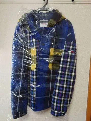 TOMMY JEANS 후드 부착 점퍼