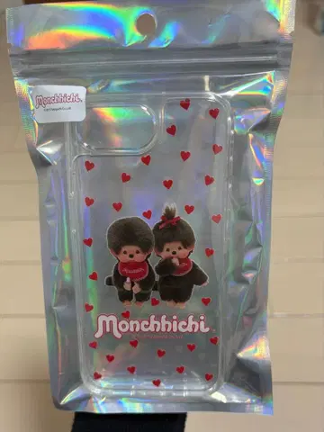 몽치치 iPhone16e 케이스