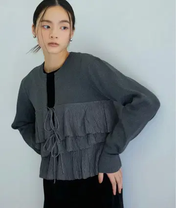 ADAM ET ROPE' 프릴 가디건 그레이 FREE