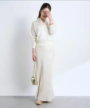 라 부티크 봉봉 키라키라 새틴 롱 내로우 스커트 38