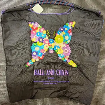 BALL AND CUSHION 나비와 꽃 토트백