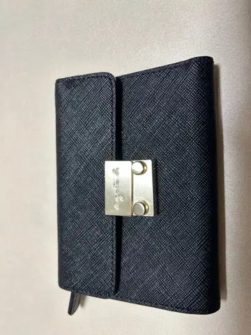 에네스베 접이식 지갑 새상품급 레어