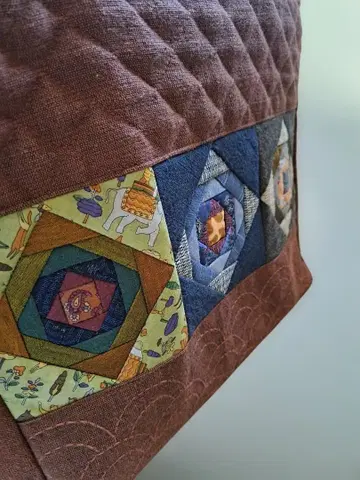 로그 캐빈 백 자수 브라운 계열