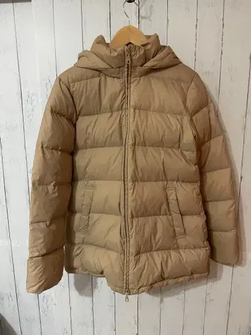 NATURAL BEAUTY BASIC 베이지 다운 자켓 M