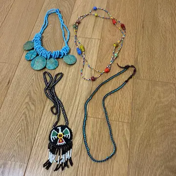 아메리카 원주민 목걸이 4세트