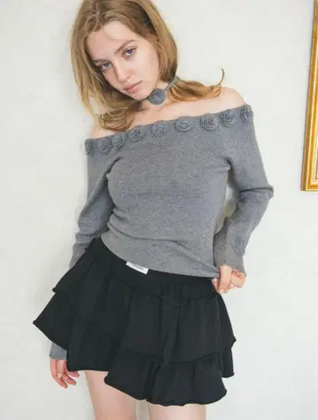 카르나물 3D 로즈 초커 포함 니트