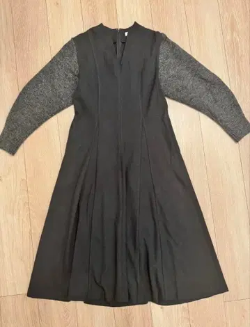 BALLSEY 보르지 롱 원피스 V넥 플레어 원피스