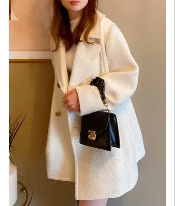 아이보리 미들 코쿤 코트