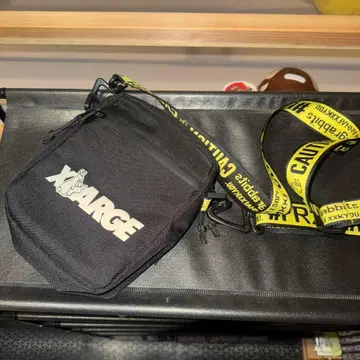 FR2 x XARGE 숄더백 블랙