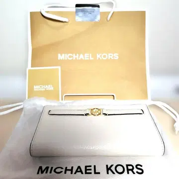 미사용 새상품! MICHAEL KORS 화이트 장지갑
