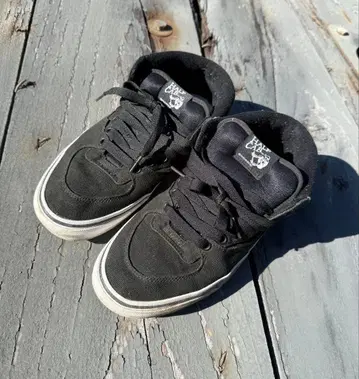 VANS 하프캡 스니커즈