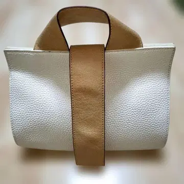 nouer 화이트 베이지 핸드백 가죽 원 핸들