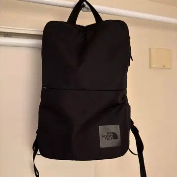 THE NORTH FACE 블랙 백팩