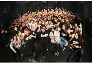 My first story 투어 굿즈 후드티 트레이닝복