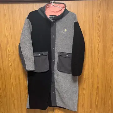 고슬로우 캐러밴 보아 스탠드 코트