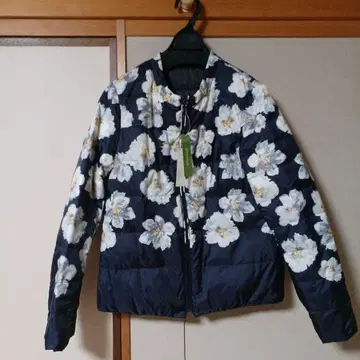 미사용 새상품 디노스 리버서블 다운 자켓