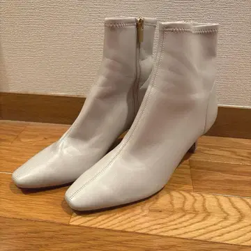 르 탈롱 프렌치 스퀘어 숏부츠 6cm 힐