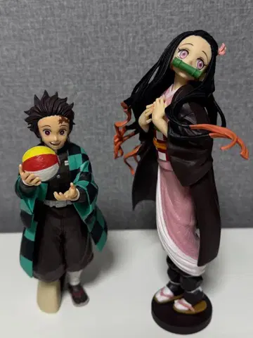 카마도 탄지로 & 네즈코 피규어 2개 세트